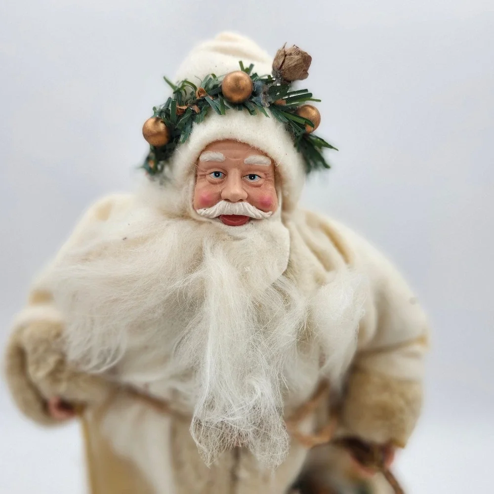Vintage White Woodland Santa Figurine with Toys &‎ Basket Father Christmas 2001